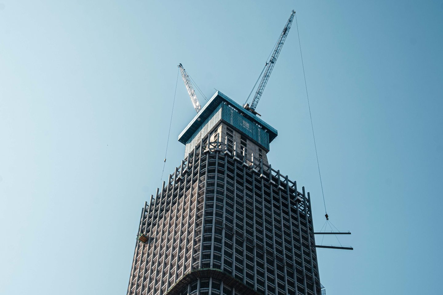 Mitigating Wind Load: How Advanced Aerodynamics Shape the Next Generation of Supertalls