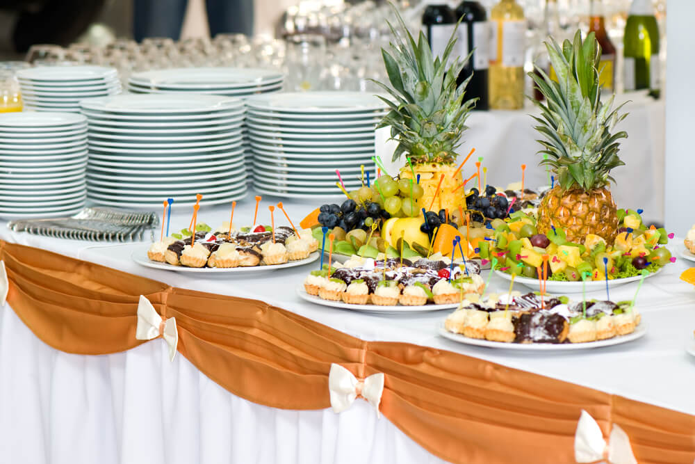 How to Estimate Catering Portions for Large Events