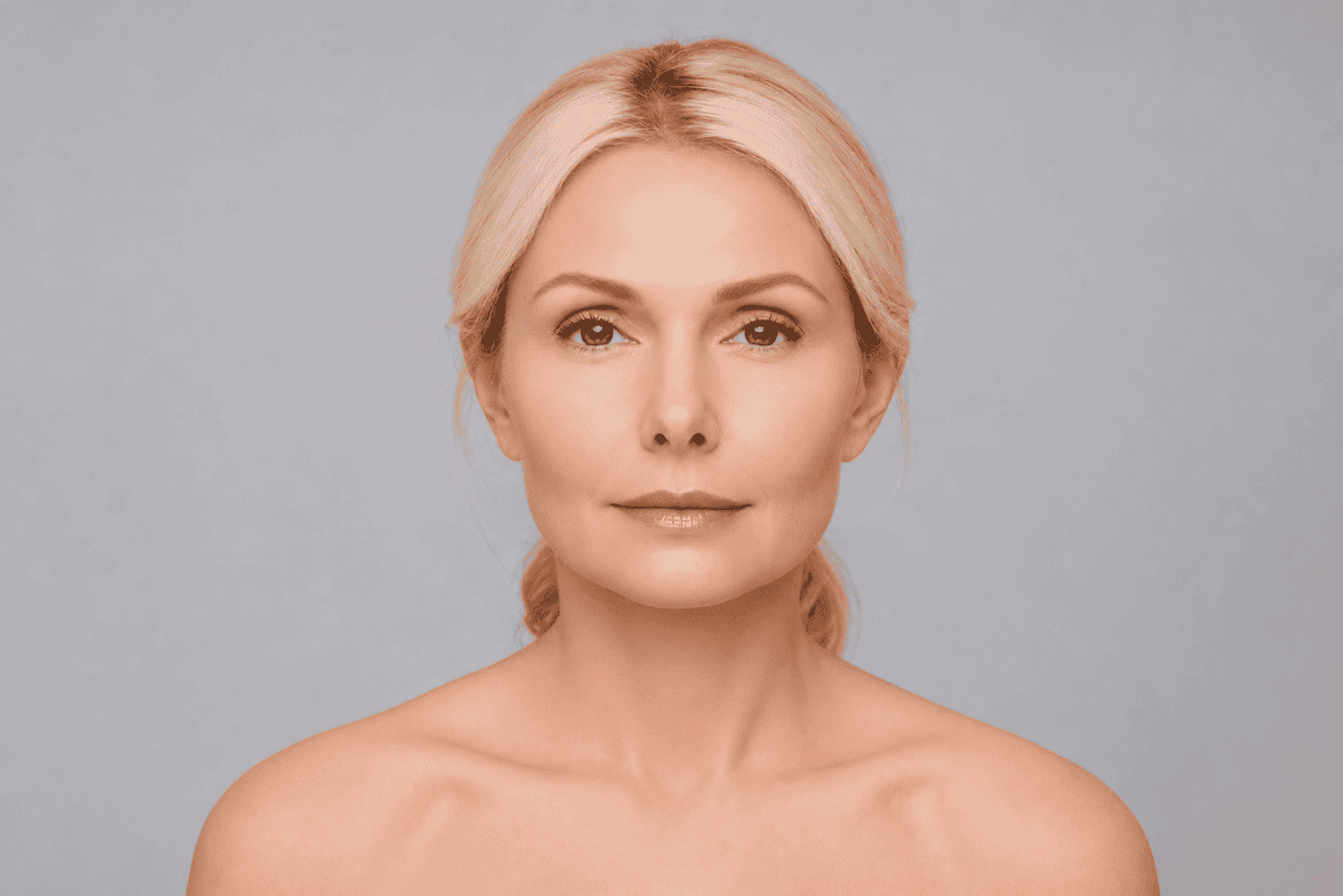 close-up-portrait-of-middle-aged-beautiful-woman-s-2026-01-07-00-29-27-utc (after)