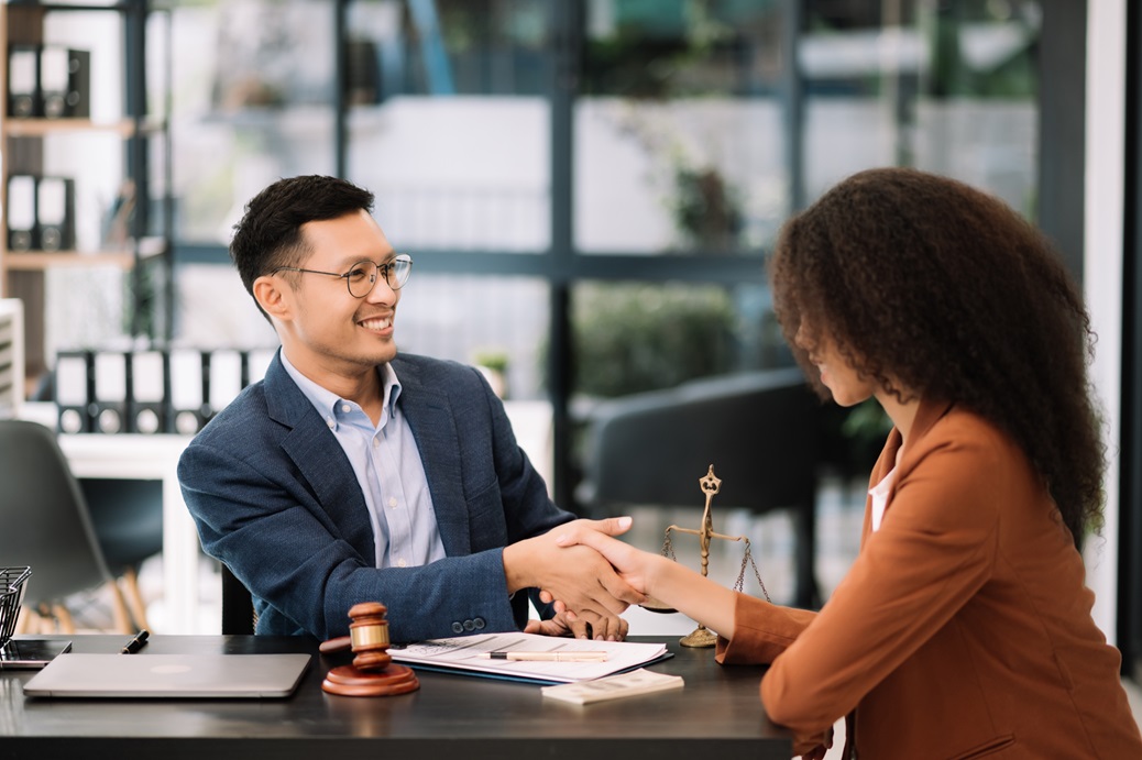 How to Choose the Right Attorney for Your Needs