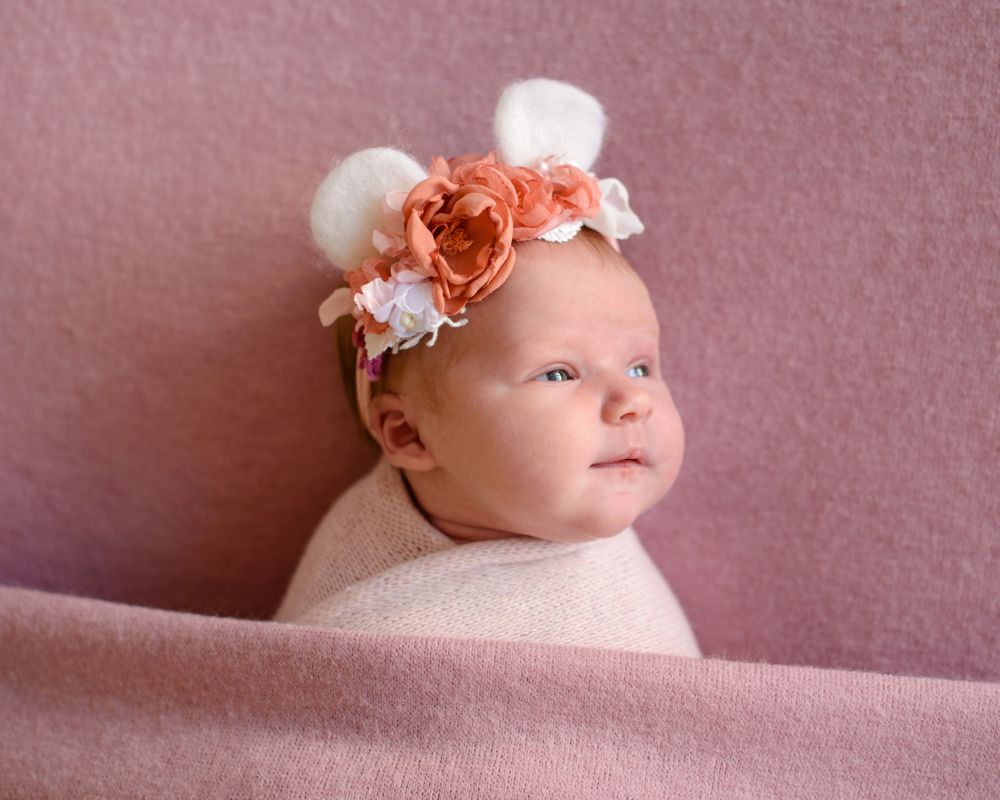 close-up-beautiful-sleeping-baby-girl-newborn-bab-2026-03-16-02-46-33-utc