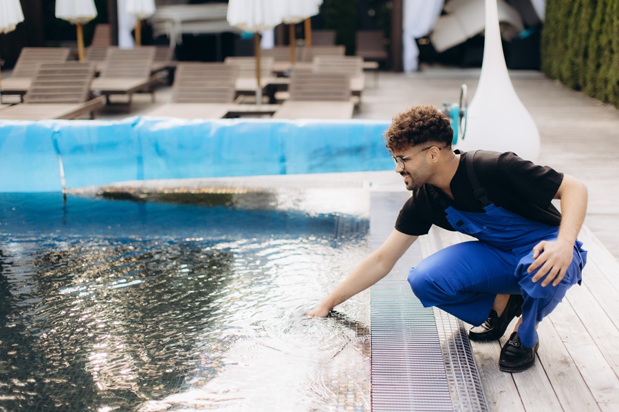 Simple Ways To Keep Pools Clean