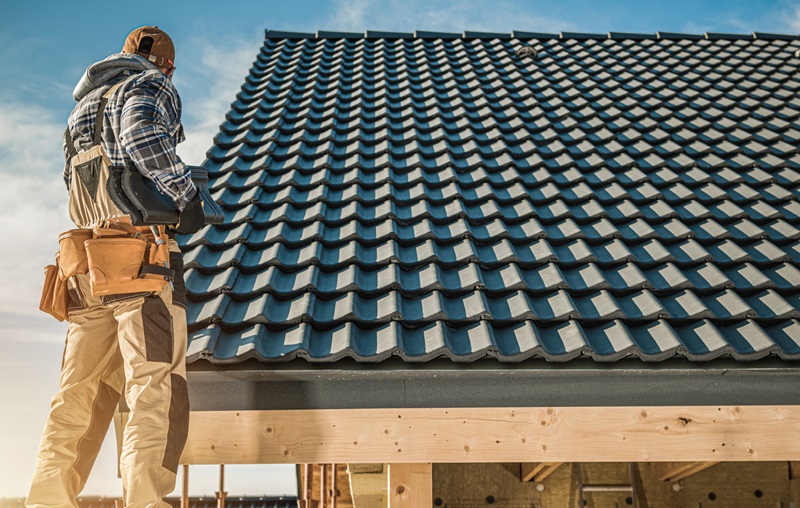 How to Spot Early Signs of Roof Damage