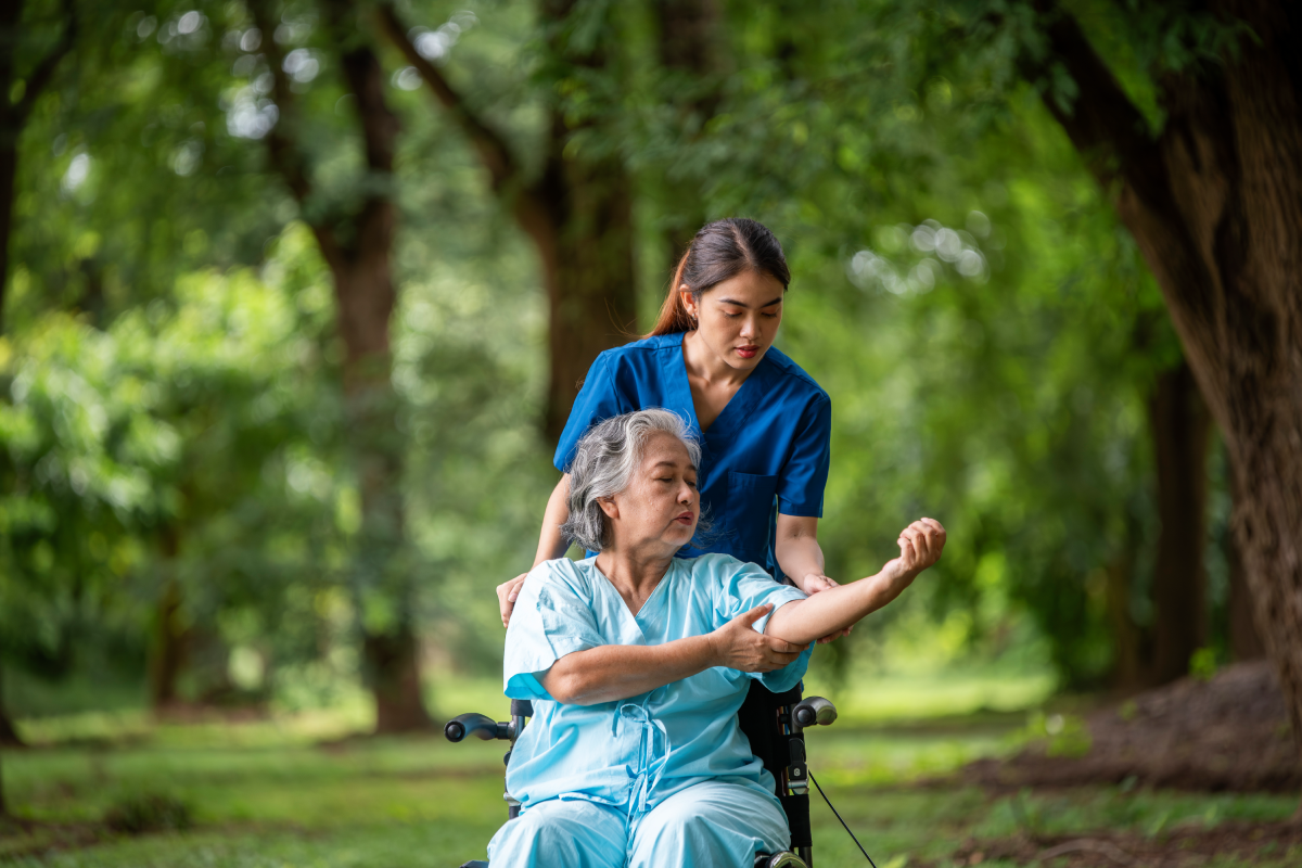 Why Elderly Need A Personalized Medication Plan?