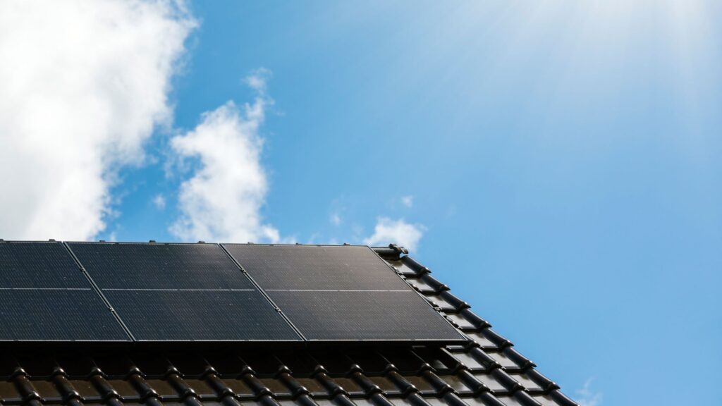 Smart Creative Ways to Harness Solar Power