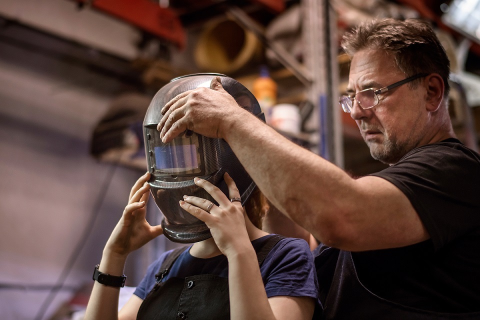 Advantages of Hiring Certified Welders Today